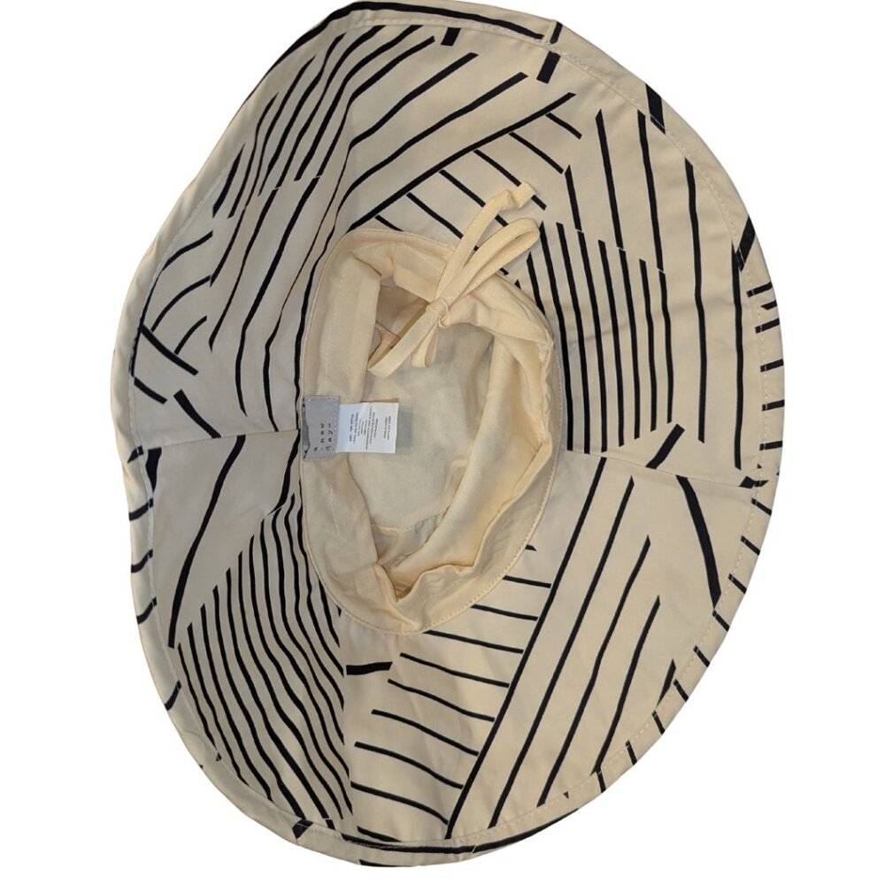 Abstract Print Bucket Hat – Down Brim Chic - Picture 4 of 6